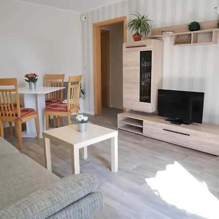 Zur Ostsee 2 Apartment