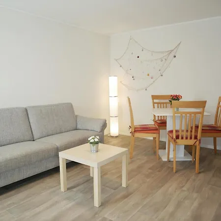 Zur Ostsee 2 Apartment *